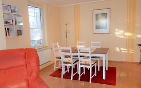 Ferienhaus Menschen, Meehr & Wilder Wein